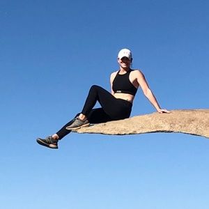 Meet your Posher, Courtney